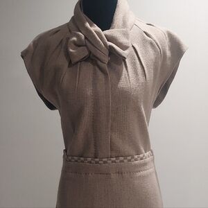 Elegant Tan Dress with Bow Detail